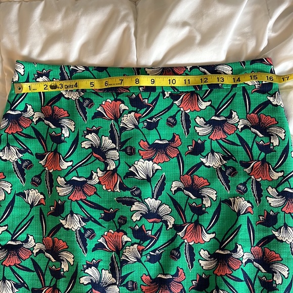 J By J.CREW Skirt Size 6 Cotton Floral Lined Slit Back Zip Knee Length Straight - Picture 13 of 16